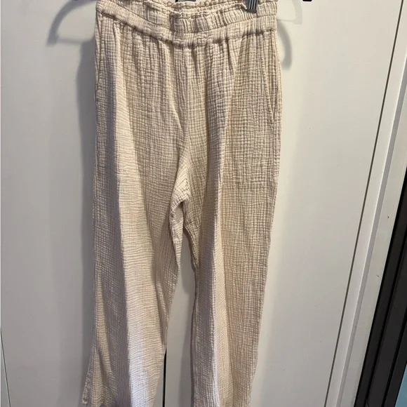 Rails Textured Top and Pants Set in Cream - Picture 3 of 6